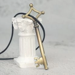 Cosplay Attack On Titan Key Pendant Necklace -accessories outlet store O1CN013moof12Di5SanZDFt 1794398642 2048x