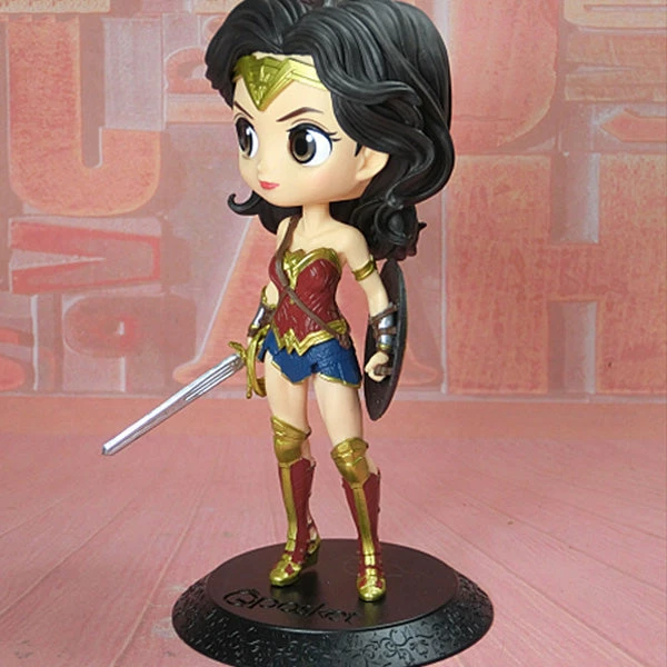 Circumtoy Justice League Wonder Woman Mini Statue 3 Circumtoy Justice League Wonder Woman Mini Statue - Image 3