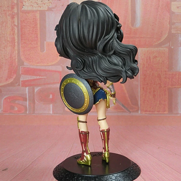 Circumtoy Justice League Wonder Woman Mini Statue 4 Circumtoy Justice League Wonder Woman Mini Statue - Image 4